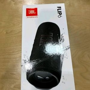 JBL Flip6 Bluetooth Speaker Black, Brand New